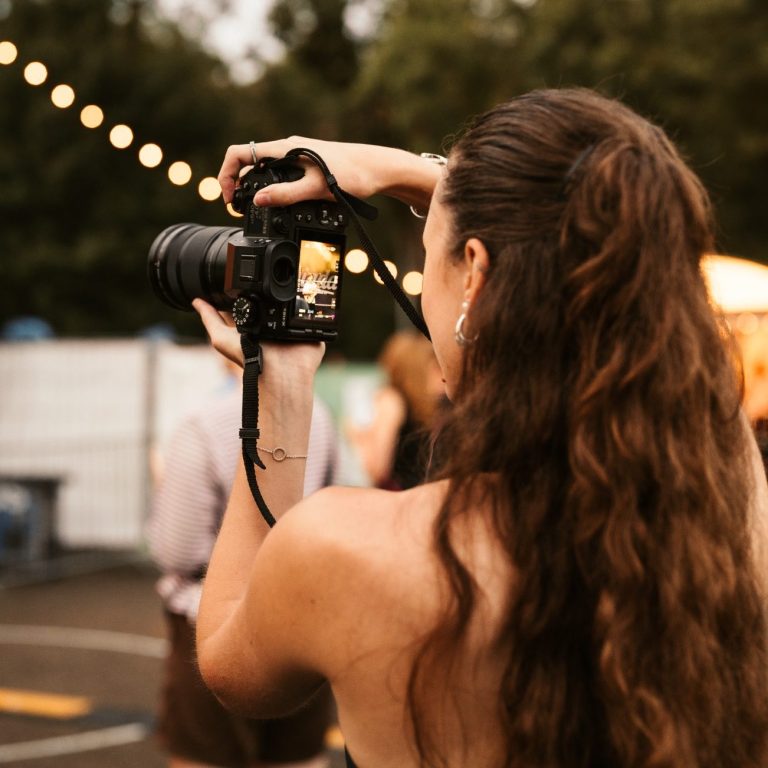 Fotografin von CC Creative Studios bei der Eventfotografie